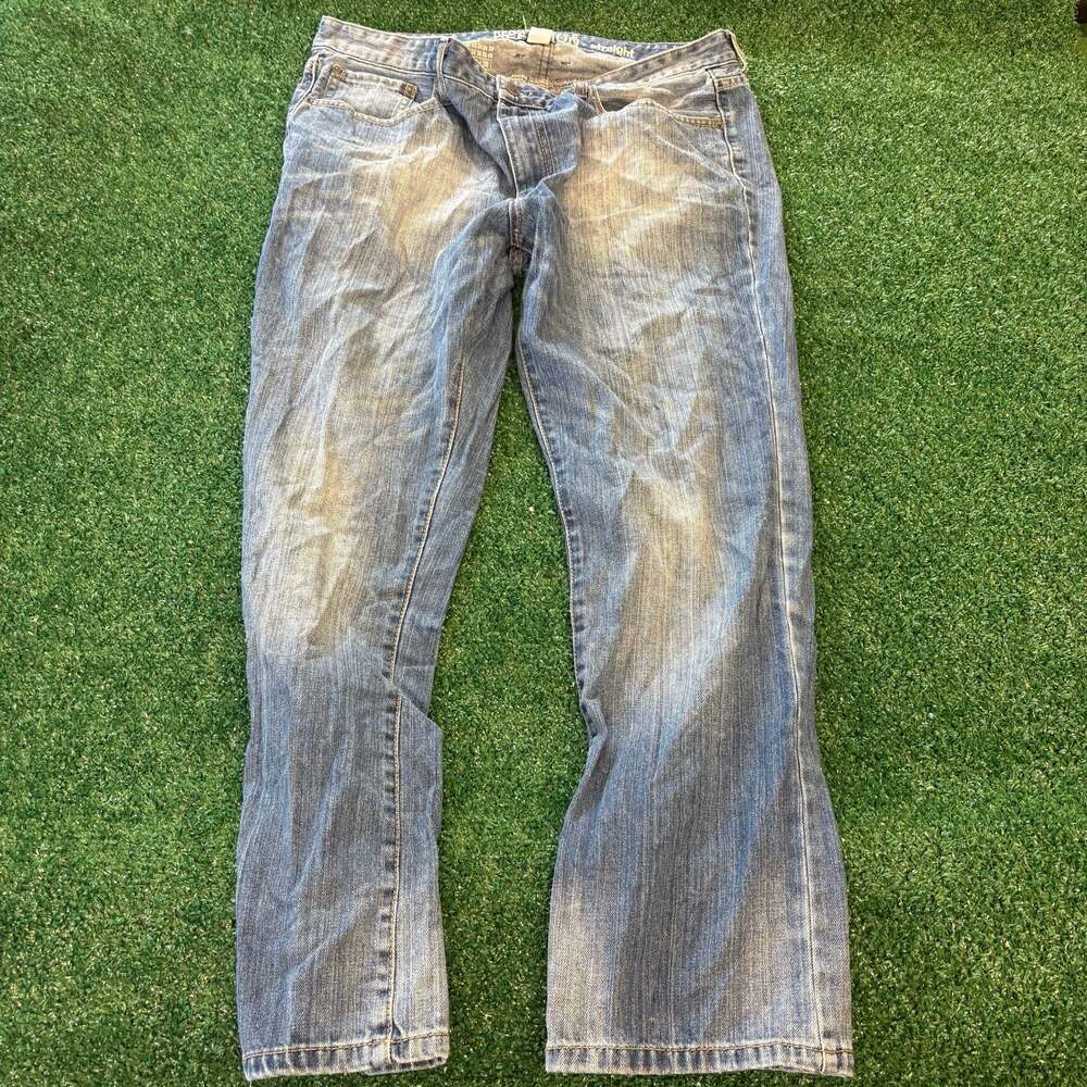 Kenneth Cole Reaction Men's Straight Leg Medium Wash Blue Jeans